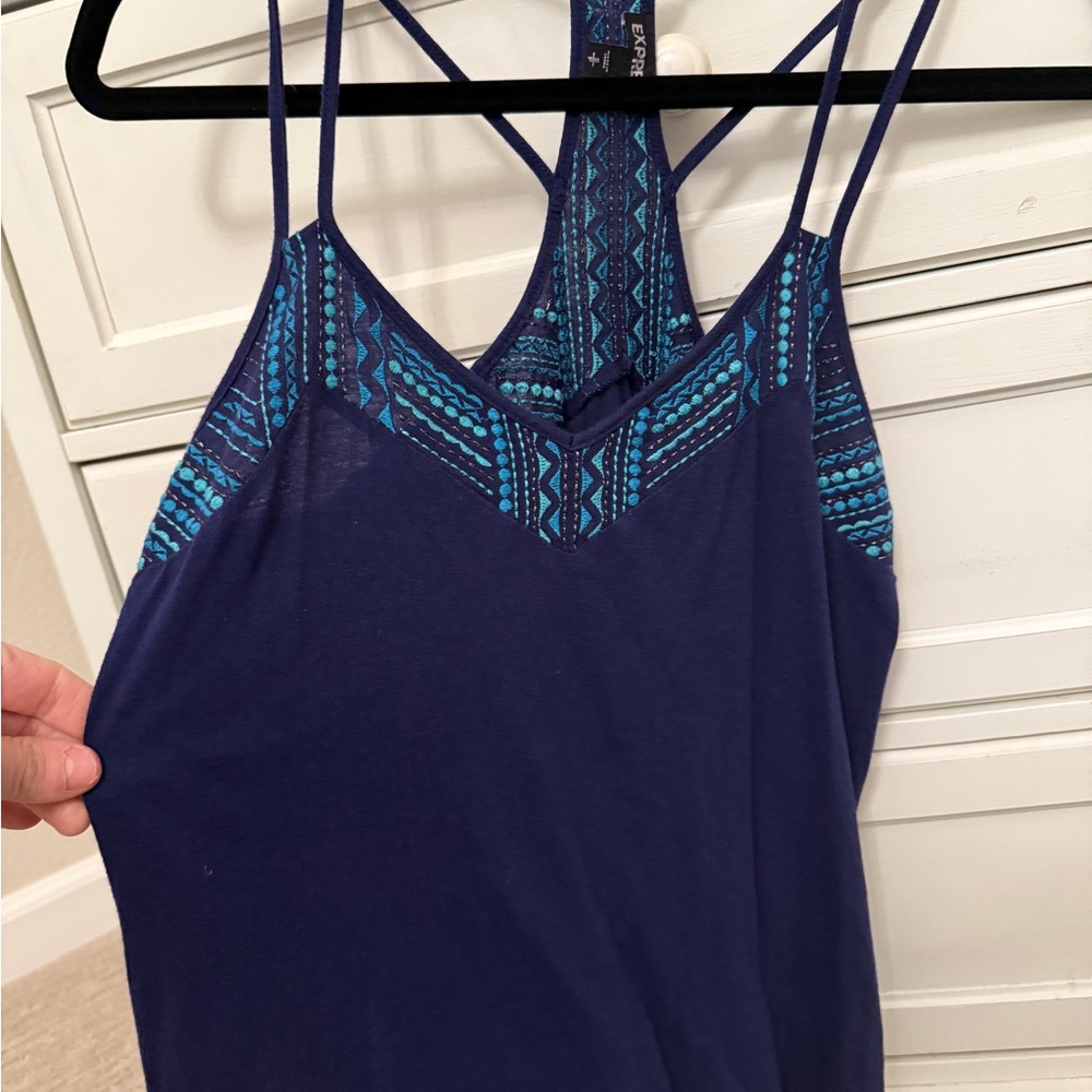 Express Embroidered Tank Size Small - Picture 3 of 4